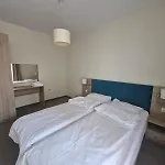Sun Travel Sunny Apartment