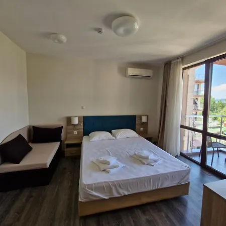 Sun Travel Sunny Апартаменты Солнечный берег