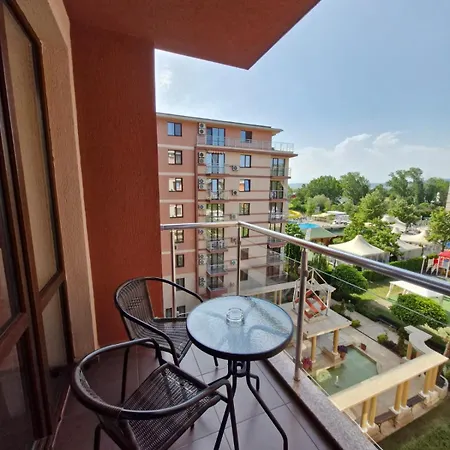 Sun Travel Sunny Апартаменты Солнечный берег