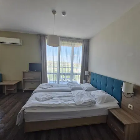 Sun Travel Sunny * Солнечный берег