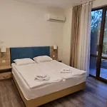 Апартамент Sun Travel Sunny