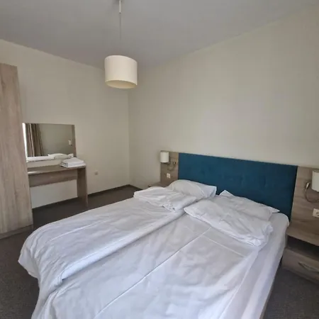 Sun Travel Sunny Apartment