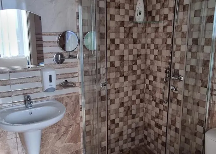 Sun Travel Sunny Апартаменти *