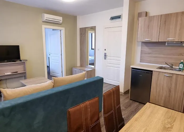 Апартаменти Sun Travel Sunny Сонячний Берег