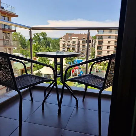 Sun Travel Sunny Апартаменты
